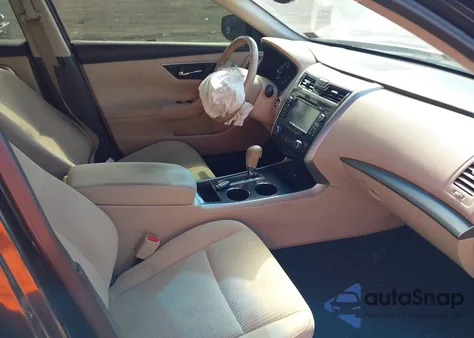 2015 Nissan Altima 2.5 Sv from USA, damaged, VIN 1N4AL3AP1FC147319